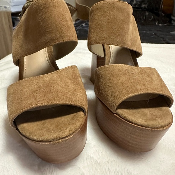 ALDO suede and wooden platform heels NWOT - Picture 3 of 5